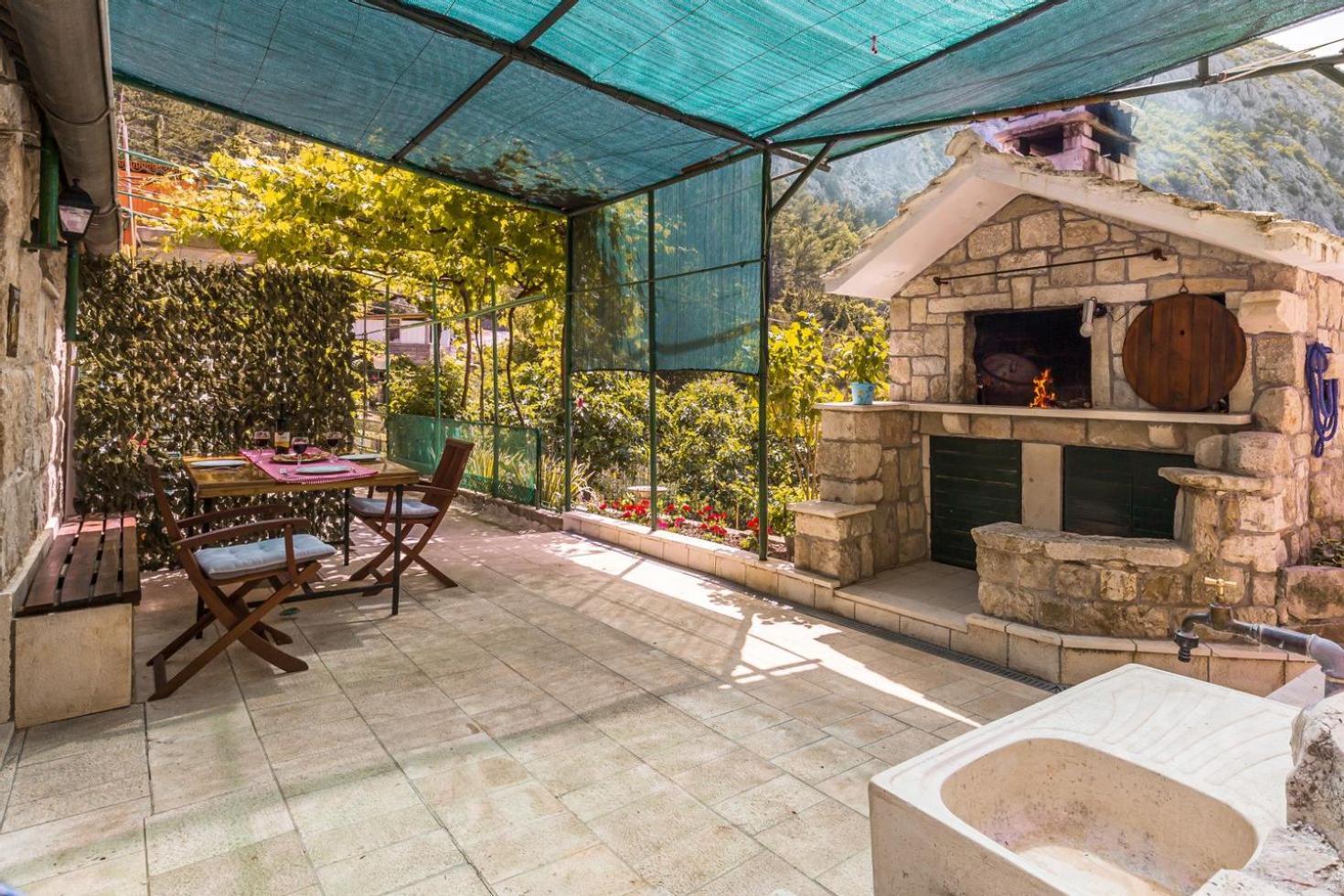 Willa Mini Stone House Omiš Zewnętrze zdjęcie