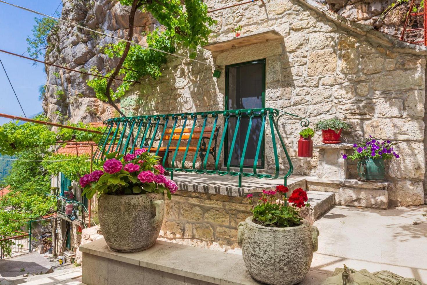 Willa Mini Stone House Omiš Zewnętrze zdjęcie